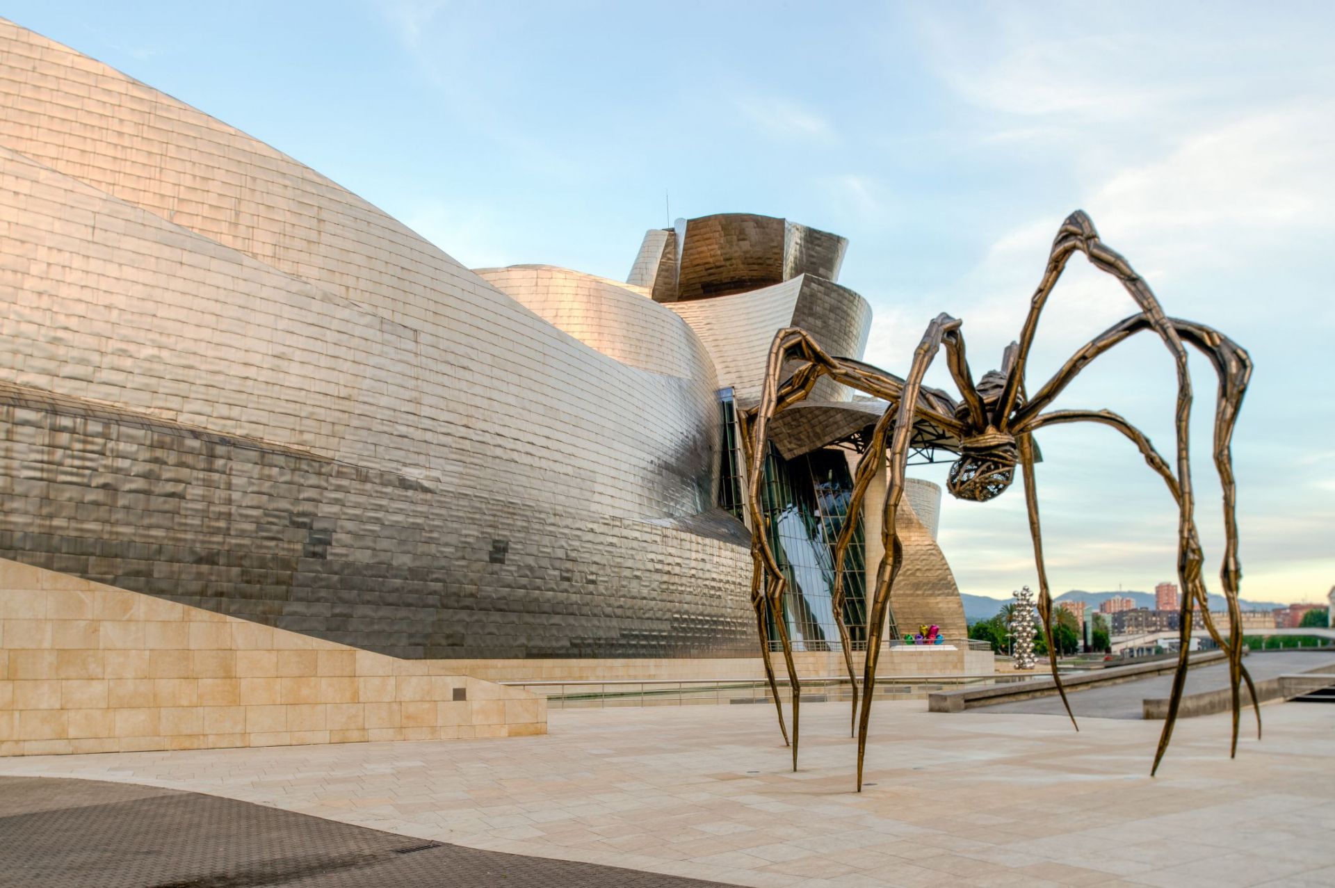 Guggenheim_Museum_Bilbao