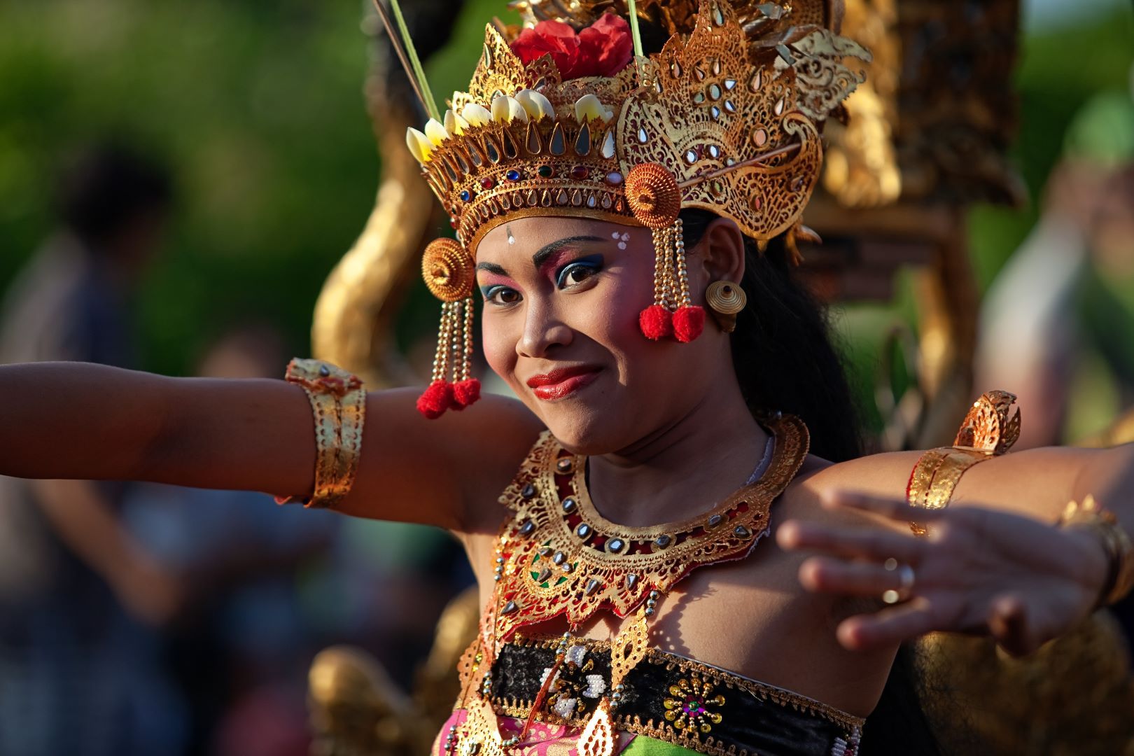 Bali_Kecak_Tänzerin